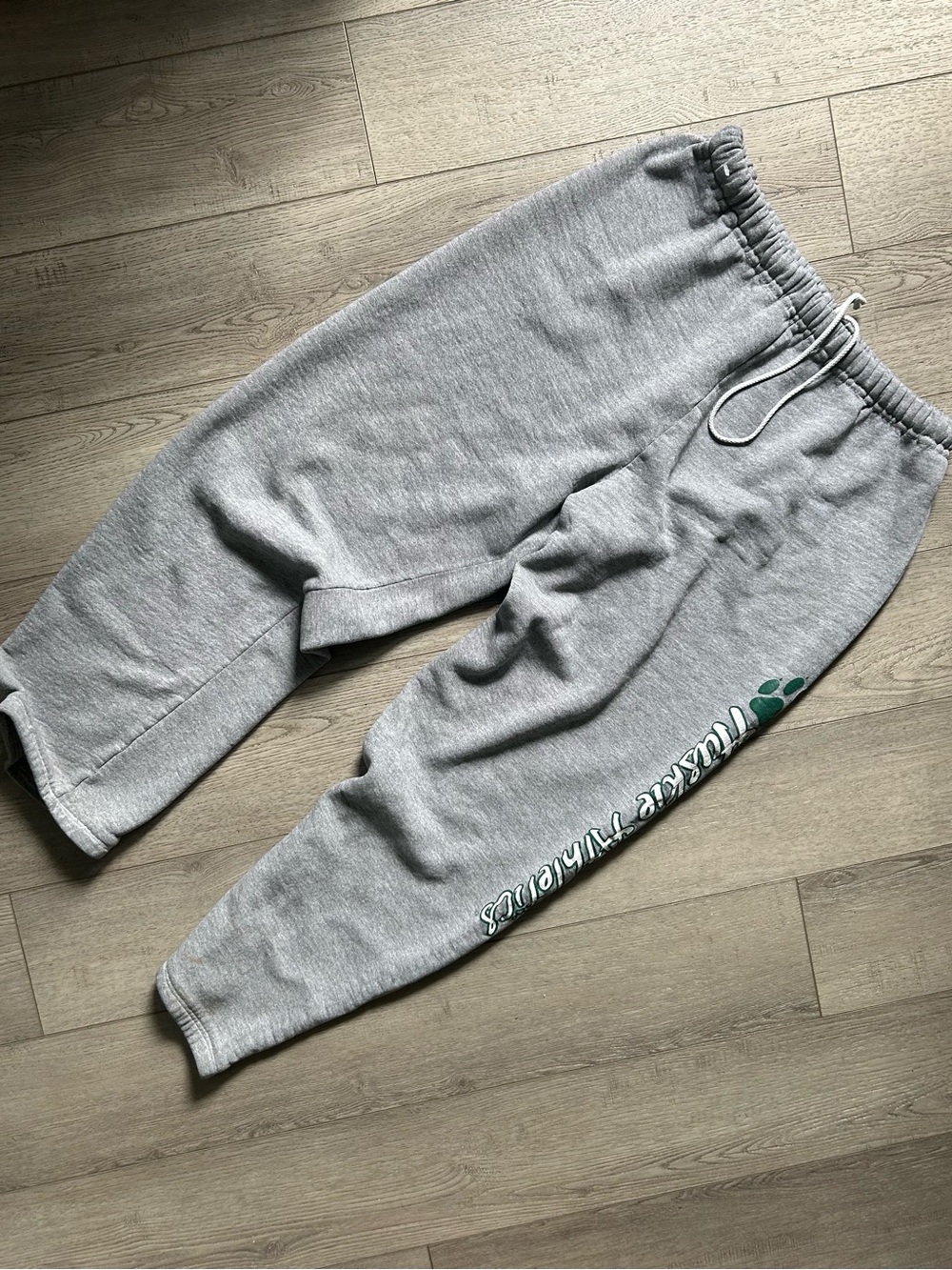 Vintage University of Saskatchewan Sweatpants - Huskie Athletics